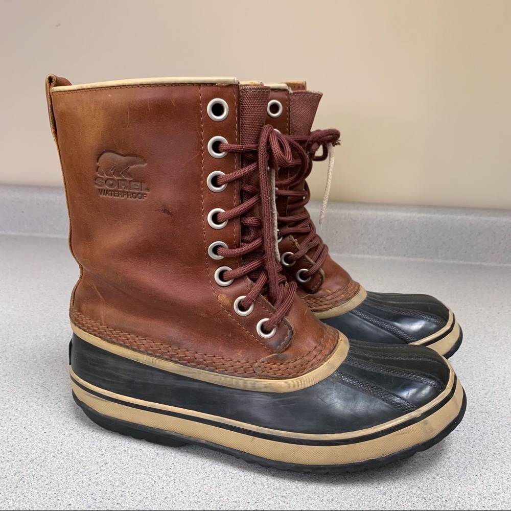 SOREL 1964 waterproof winter boots, 8.5.